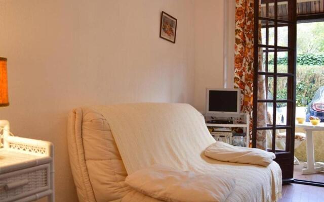 Appartement Le Lavandou, 1 pièce, 2 personnes - FR-1-251-66