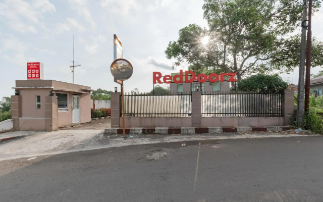 RedDoorz Syariah near RS Hermina Sukabumi