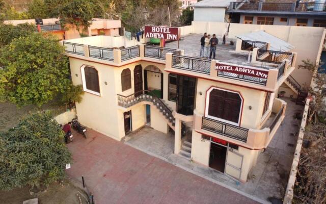 Hotel Adhya Inn