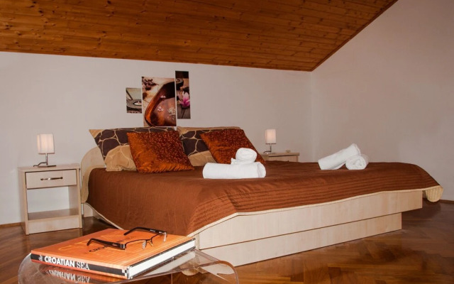 Pupa - Nice Family Apartments - A1 Dora