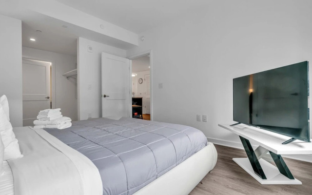 2 Bedroom at Southwest Waterfront
