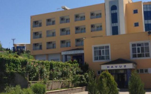 Bato Termal Hotel