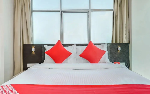 OYO 24792 Hotel Heramb