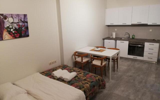 Efi Apartments
