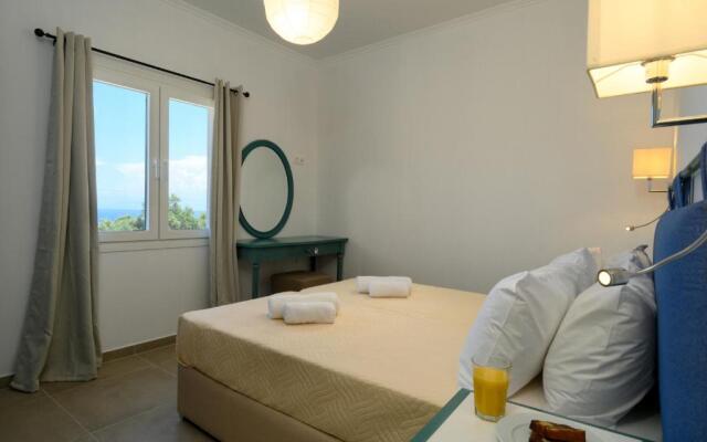 Kaliva Country House with private beach access and pool