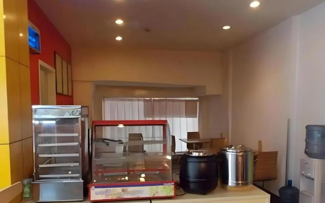 7 Days Inn Chengdu North Railway Train Station Square Branch