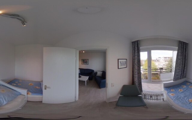 Res/410 - Residenz -teilseeblick