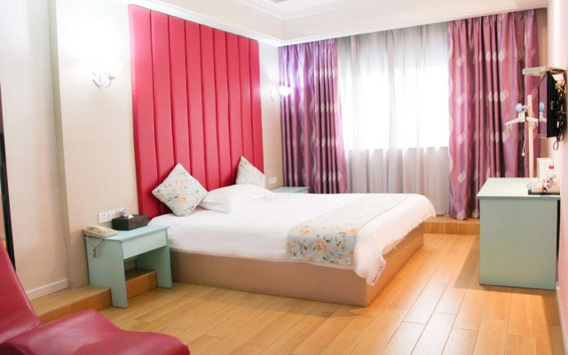 Tianshang Renjian Motel