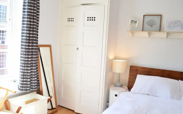 Charming 2 Bedroom Apartment in Bethnal Green