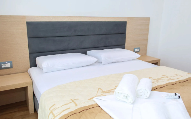 Hotel Saranda Palace