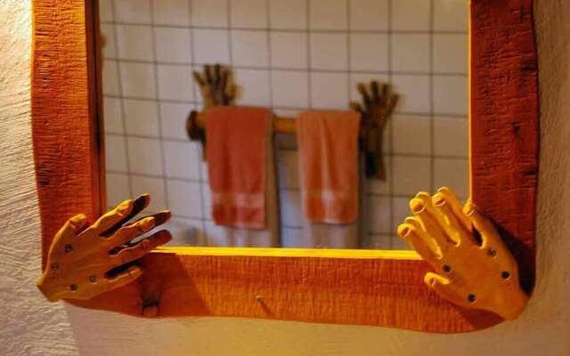 Antbear Drakensberg Lodge