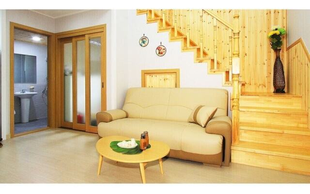 Camino Poolvilla Pension