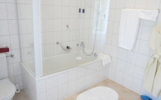 Chambres D'hôtes  La Petite Rochette