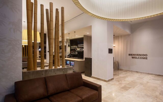 Hampton by Hilton David