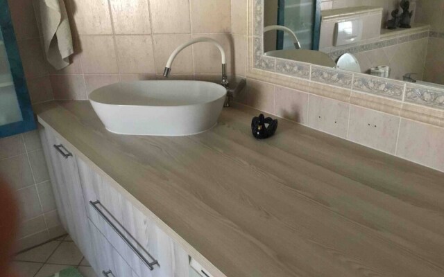 Room With Shared Bathroom