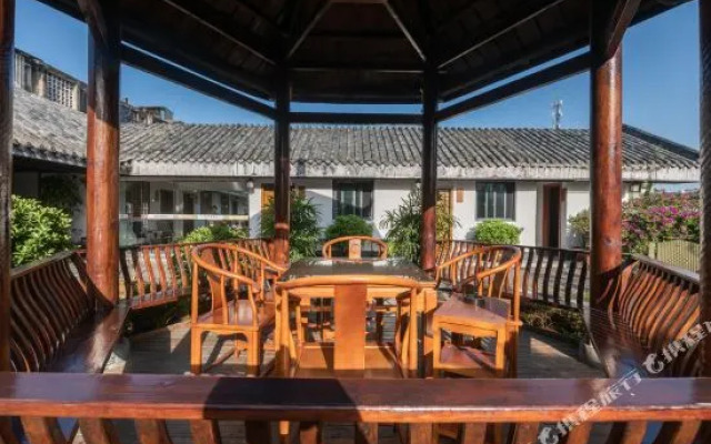 Yicheng Hotel (Langzhong Ancient City Zhuangyuan Branch)