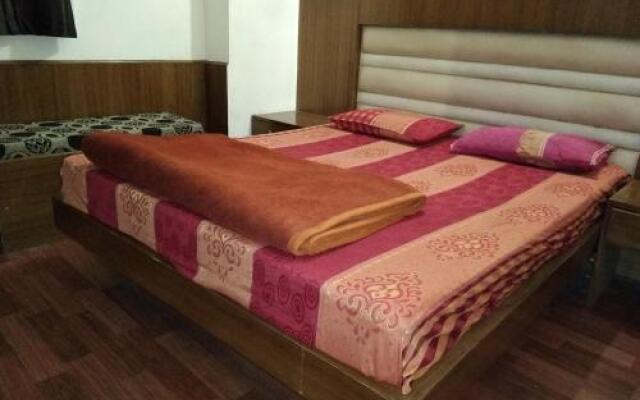 Hotel Silver Palace - Hostel