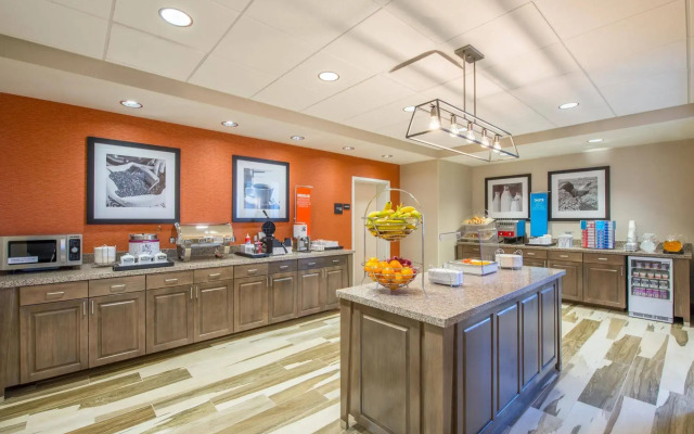 Hampton Inn & Suites Phoenix East Mesa