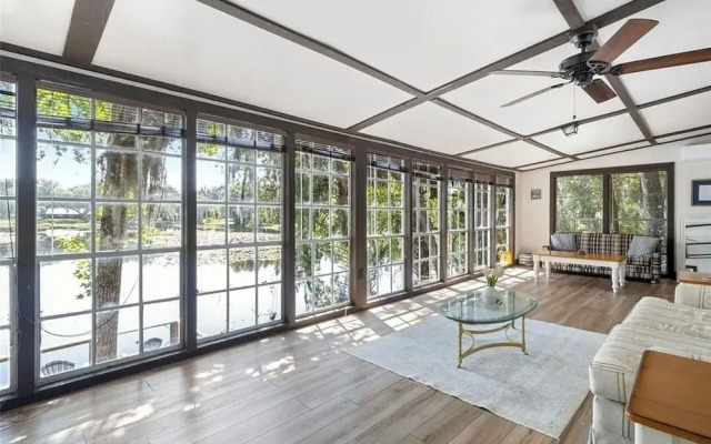 Rustic Lakehouse kayaks fishing bonfires