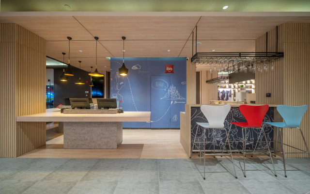 Ibis Hotel (Jinchang Guofang Plaza)