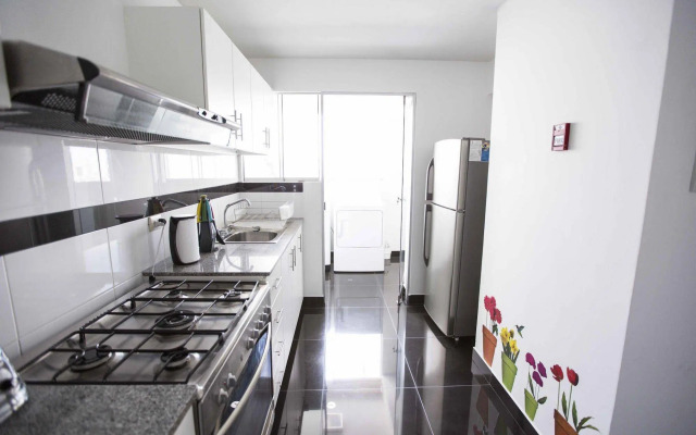 Miraflores Luxury Apartments Alcanfores