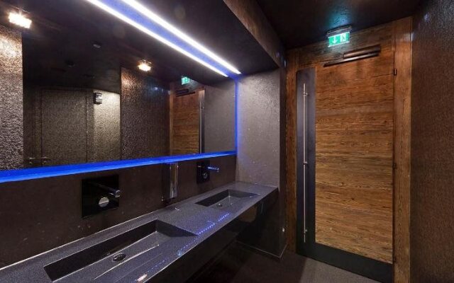 Harakiri Partyhouse