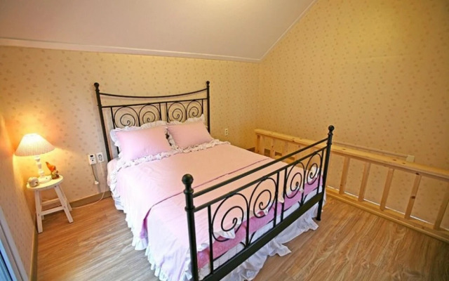 Yeongwol Donggang La Maison Pension