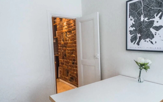 Roost Runeberginkatu