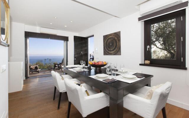Beautiful Modern Villa With Jacuzzi and Sea-view-villa Delle Sirene