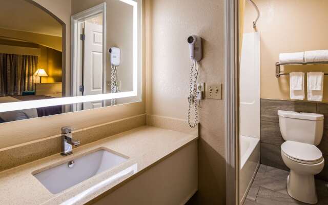 Best Western Catalina Inn