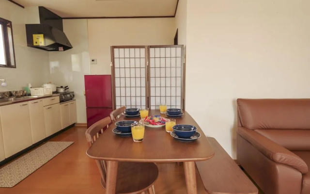 Maru House