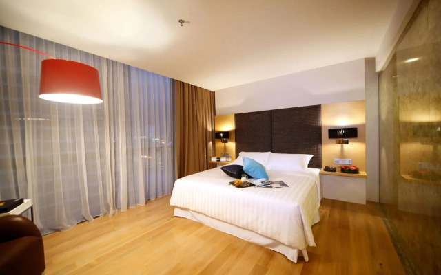 Empire Suites