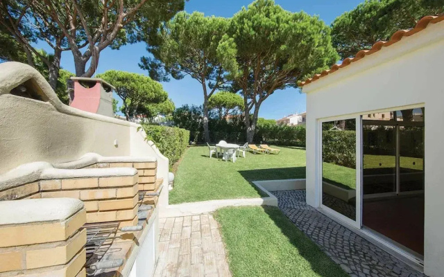 Modern Holiday Home in Quarteira With Swimming Pool