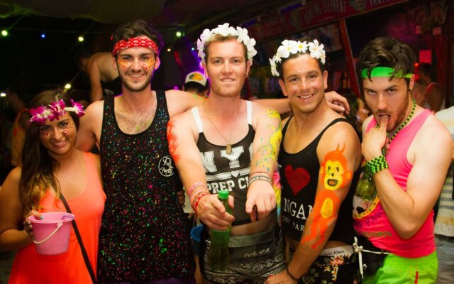 Dancing Elephant N 1 Party Hostel