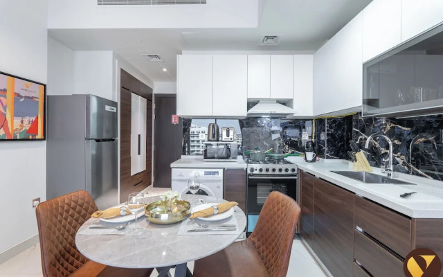 Vogue Jewelz Resident near MiracleGarden