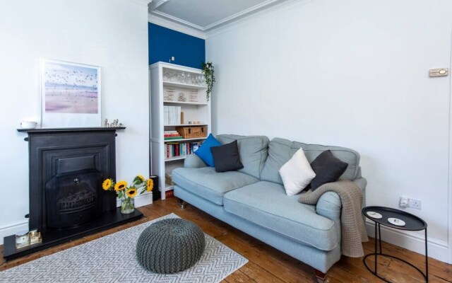 Cosy And Family Friendly Home In Greater Manchester