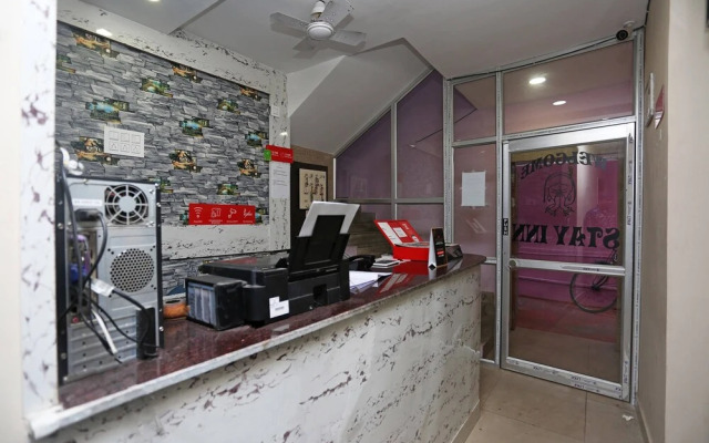 OYO 14487 Hotel Stay Inn