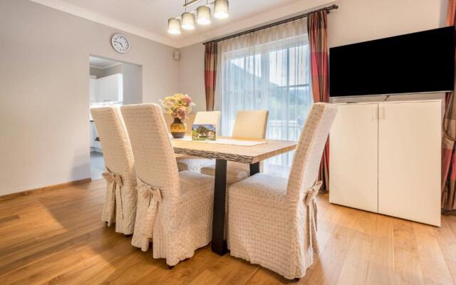 Alpen Living - 1 Stock Ganz