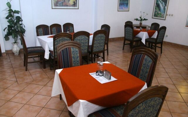 Plaza Hotel