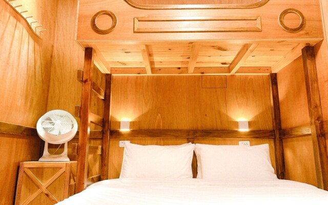 Dock Inn Tainan