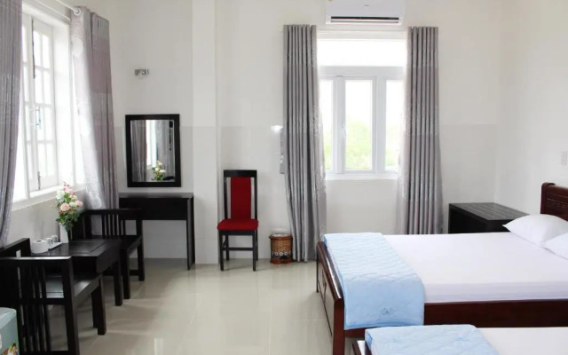 Quyet Thang Hotel & Beach