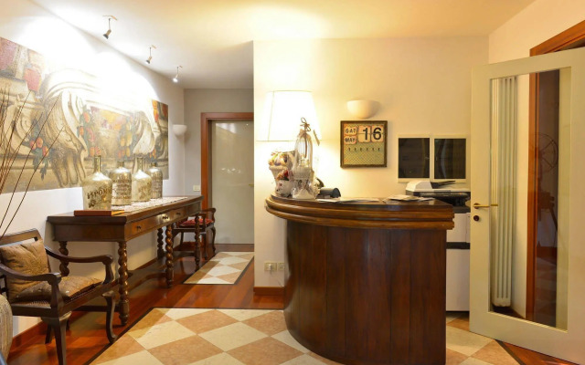 Like Home - Boutique Hotel