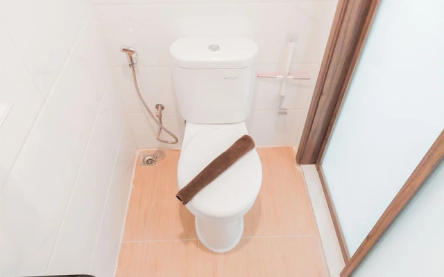 Warm And Homey Studio Apartment At Sky House Alam Sutera