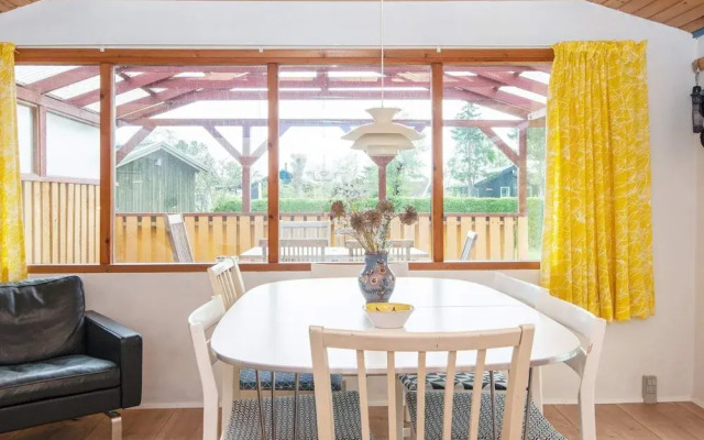 6 Person Holiday Home in Juelsminde