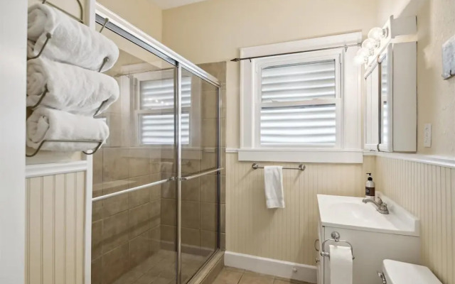 Endless Summer 3 Br home by RedAwning