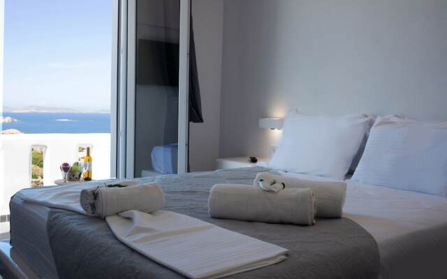 Petra Mykonos Studios & Suites