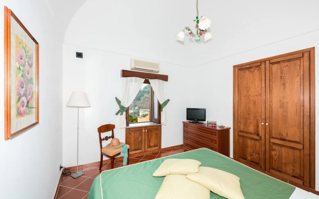 Estate4home - Chiesa Nuova Piccolo