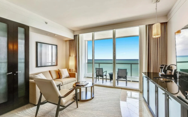 Residences at Fontainebleau Miami