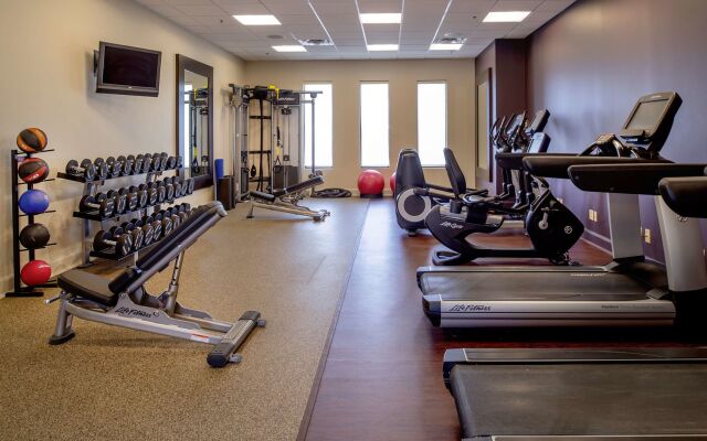 DoubleTree by Hilton Collinsville - St. Louis