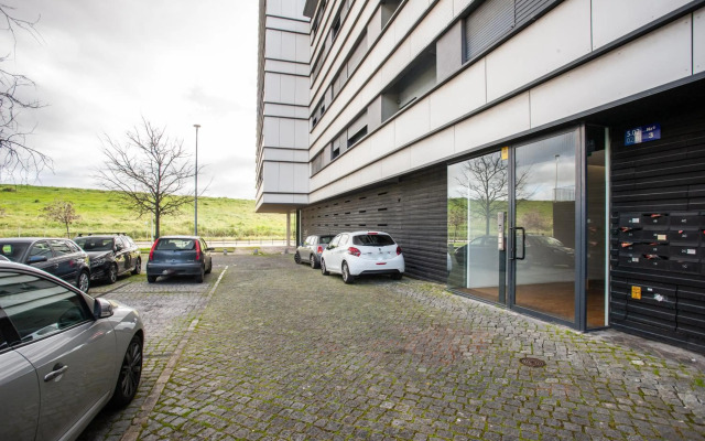 FLH Expo Modern Flat with Balcony